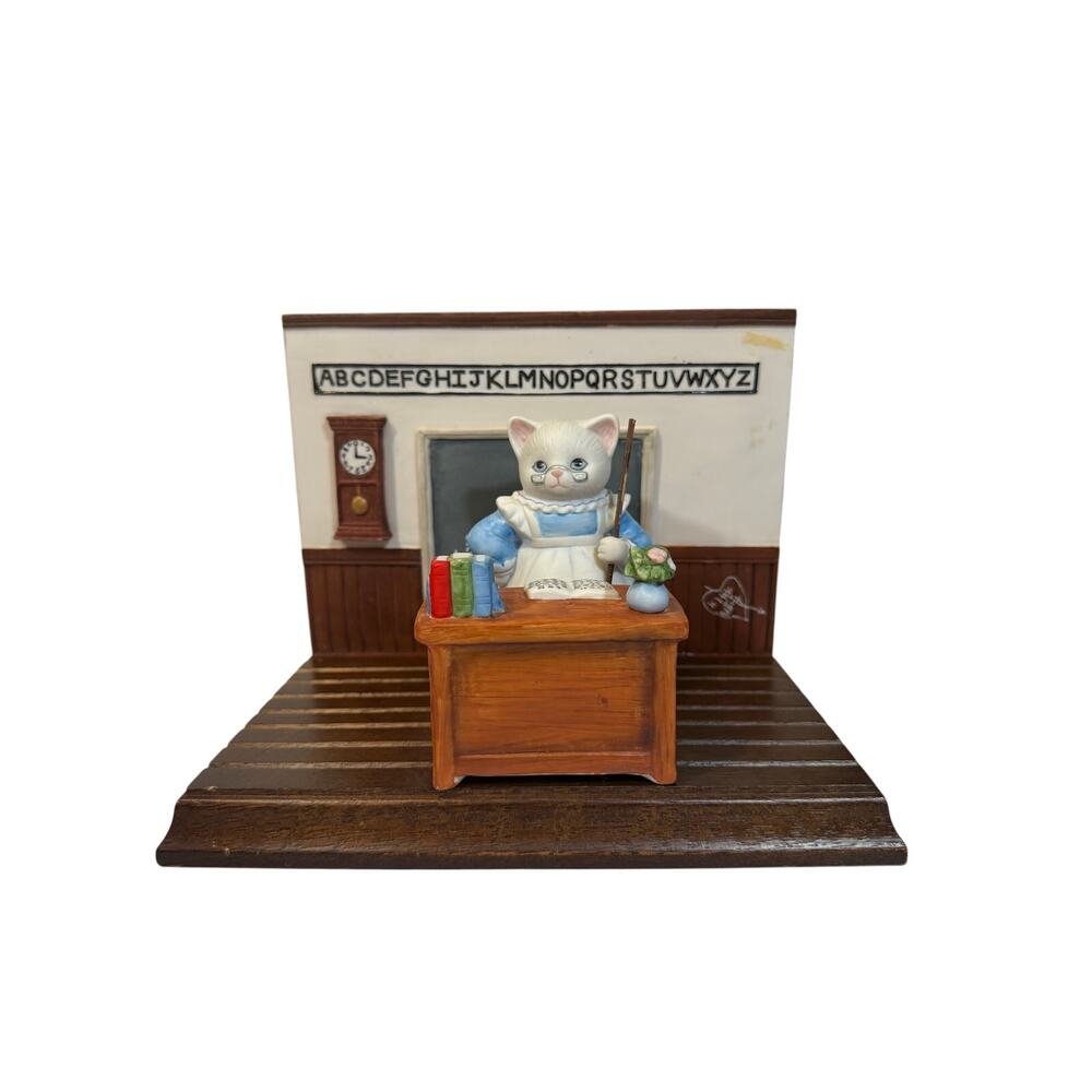 Kitty Cucumber Figurine and set School Teacher b.s. Schmid anthropomorphic cat